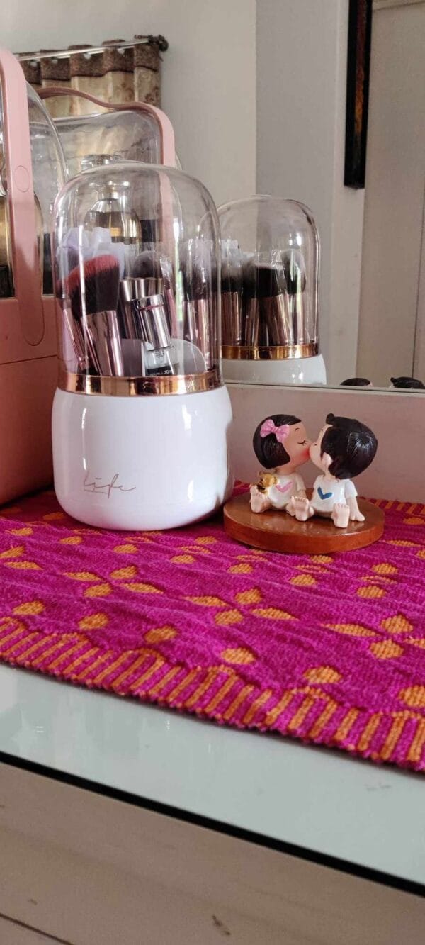 360 Degree Makeup Brush Holder - Image 5